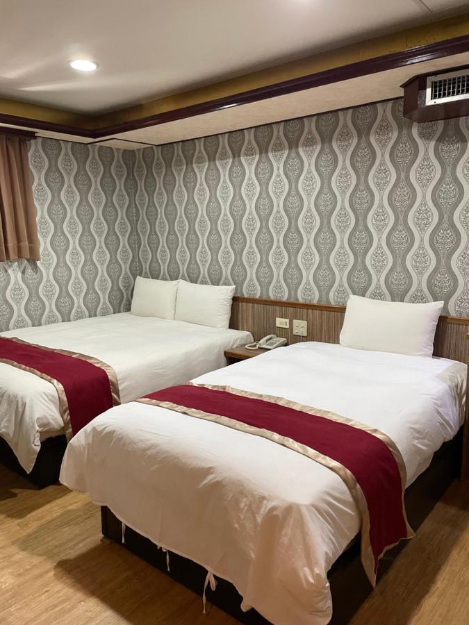Mei Hua Hotel Kaohsiung Extérieur photo