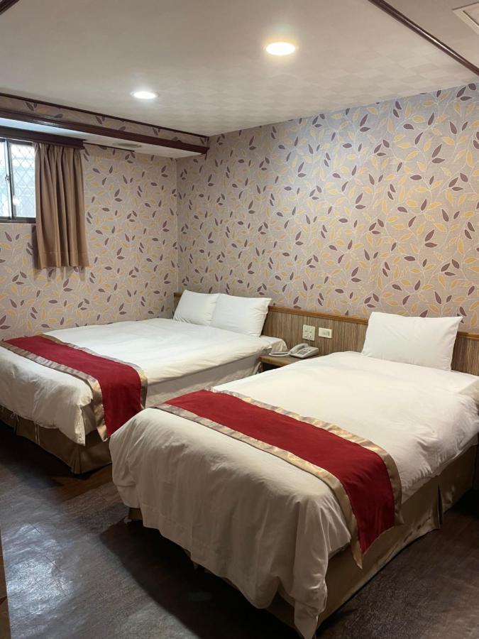 Mei Hua Hotel Kaohsiung Extérieur photo