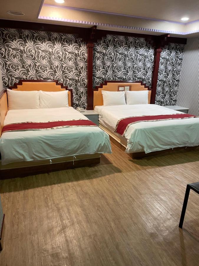 Mei Hua Hotel Kaohsiung Extérieur photo