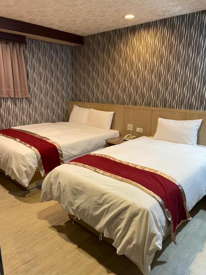 Mei Hua Hotel Kaohsiung Extérieur photo