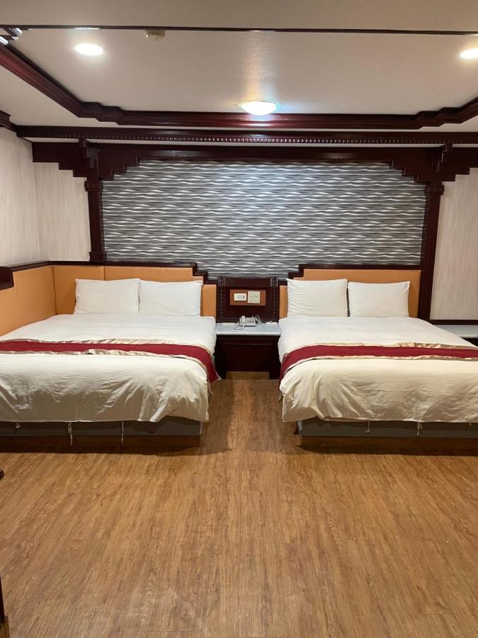 Mei Hua Hotel Kaohsiung Extérieur photo